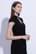 Noir Contrast Keyhole Top