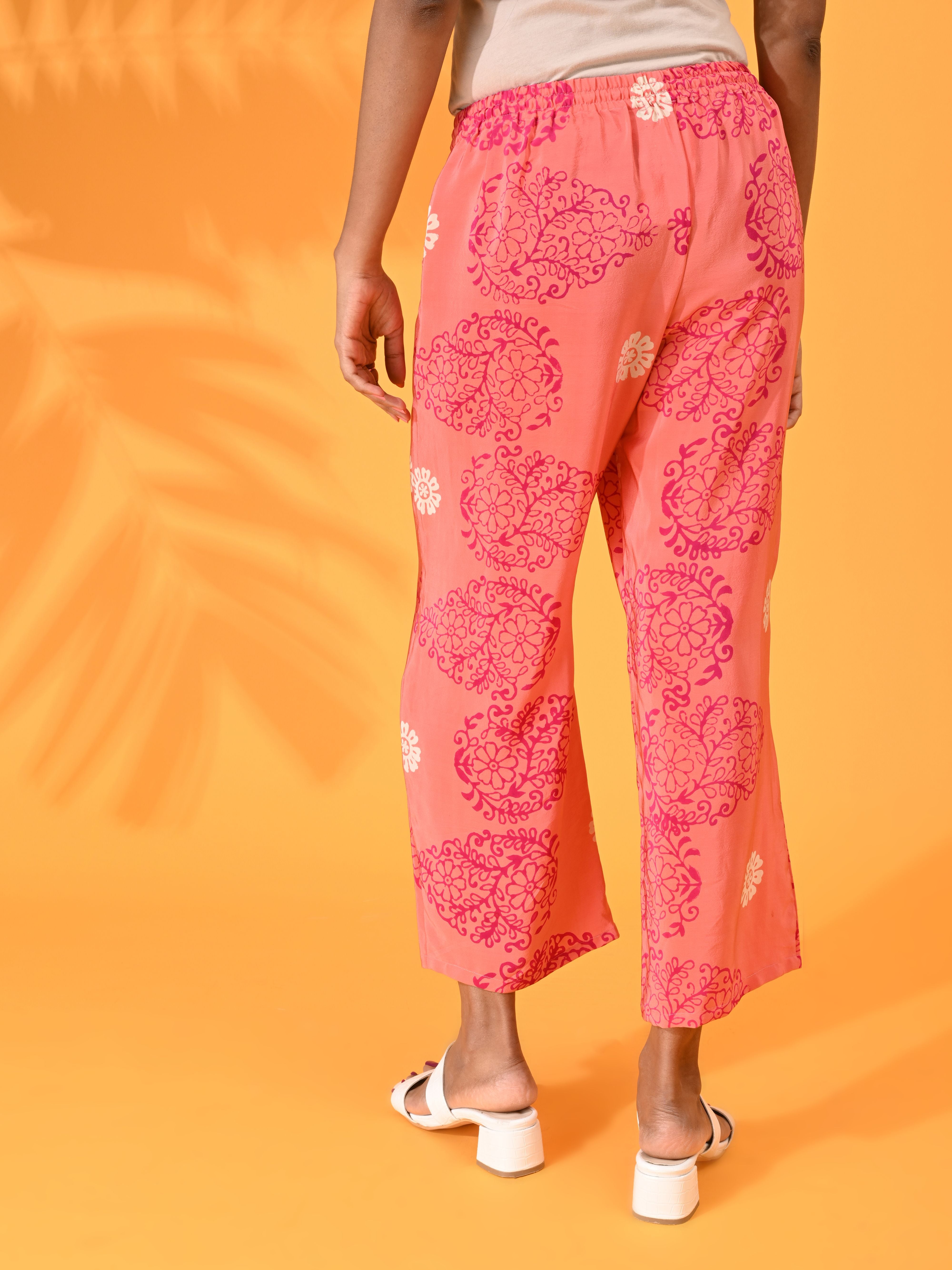 Pink, Silk pant, Silk trouser, Pink pant, Pink trouser, Casual wear, Bottom Wear, silk elasticated pant, silk elasticated trouser, Pink floral print pans, Pink floral print pants.