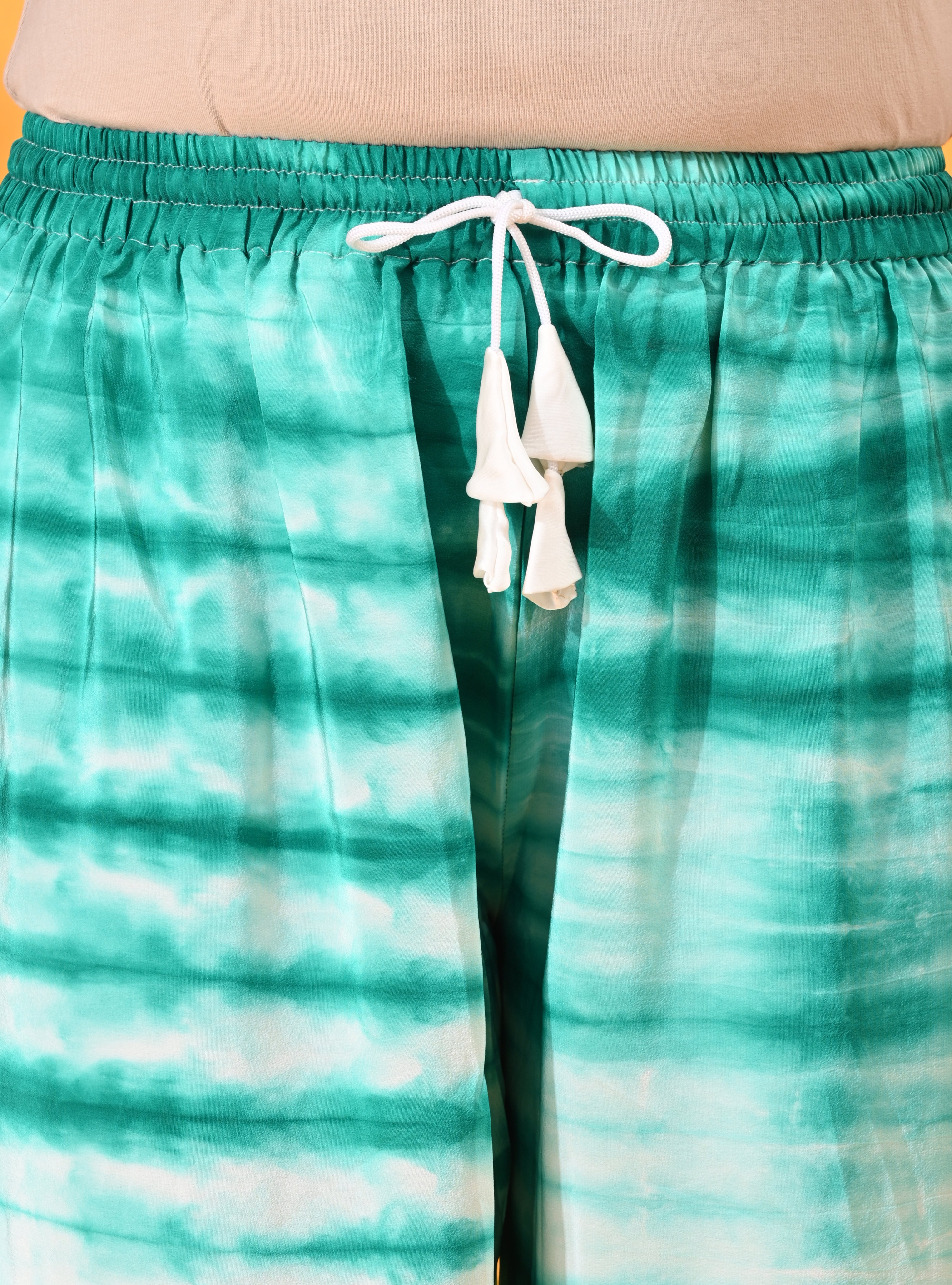 Green, Green pant, Green trouser,  Green bottom wear, White, White pant, White trouser, White bottom wear Silk, Silk pant, Silk trouser, Silk bottom wear Pant, Trouser, Casual wear, Bottom Wear, Shibori Print