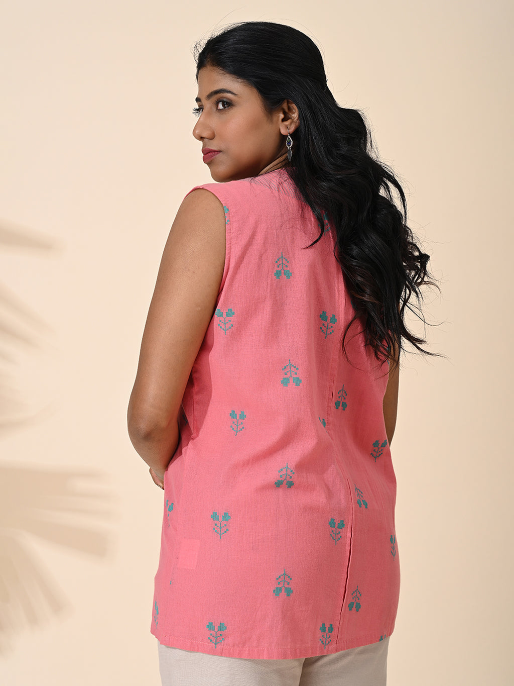 Pink, Pink tops, Pink blouse, Top wear, Cotton, Cotton Top, Cotton Blouse, Sleeveless, V-neck,  Casual wear, Cotton Pink top, 