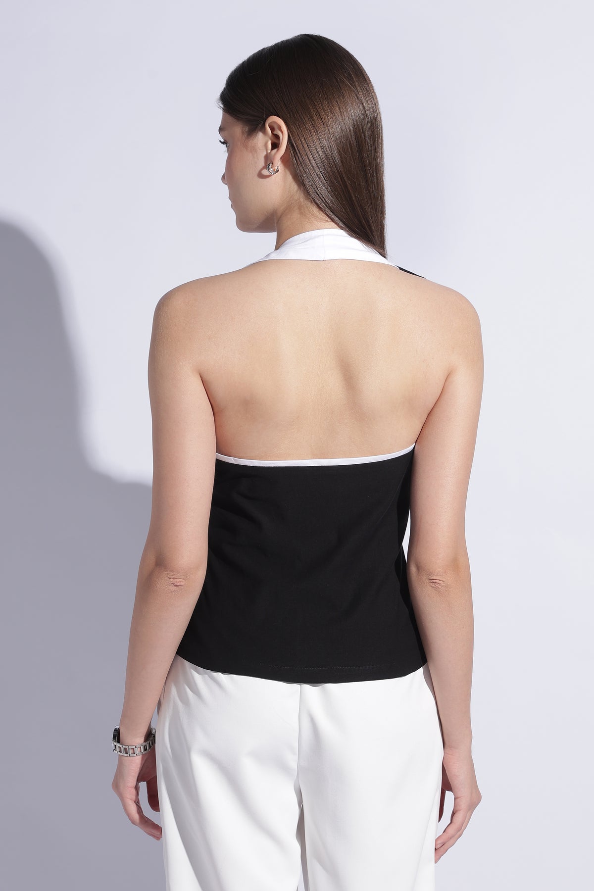 Contrast Collar Halter Top